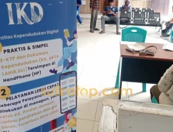 Masyarakat Muna Barat Bisa Aktivasi Identitas Kependudukan Digital saat Fun Run HUT ke-12