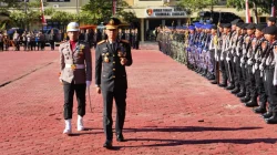 Pimpin Upacara Hari Bhayangkara ke-80, Kapolda Sultra Tegaskan Komitmen Polri Hadir untuk Masyarakat 3 Pimpin Upacara Hari Bhayangkara ke-80, Kapolda Sultra Tegaskan Komitmen Polri Hadir untuk Masyarakat