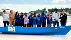 PLN UPT Kendari Salurkan Bantuan CSR untuk Pengelolaan Sampah Plastik di Pesisir Talia 4 PLN UPT Kendari Salurkan Bantuan CSR untuk Pengelolaan Sampah Plastik di Pesisir Talia