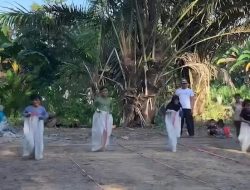 Semarak HUT ke-81 RI, Warga Mekar Jaya Muna Barat Gelar Lomba Lintas Generasi