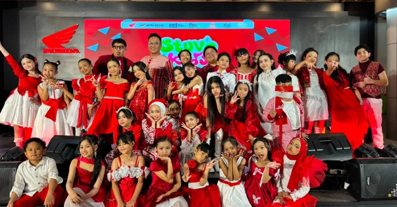 Asmo Sulsel Dukung Lomba Nyanyi Stuvo Makassar di AMEC, Semarakkan HUT ke-81 RI 1 Asmo Sulsel Dukung Lomba Nyanyi Stuvo Makassar di AMEC, Semarakkan HUT ke-81 RI
