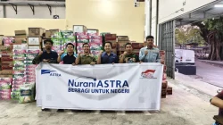 Grup Astra Makassar Salurkan 400 Dus Mi Instan untuk Korban Gempa NTT