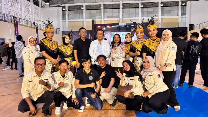 Tak Hanya Jadi Tuan Rumah, BPR Bombana Ukir Prestasi di Hari BPR-BPRS Nasional 2026 1 Tak Hanya Jadi Tuan Rumah, BPR Bombana Ukir Prestasi di Hari BPR-BPRS Nasional 2026