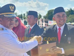 HUT ke-81 RI, 14 PNS Muna Barat Terima Satyalancana Karya Satya dari Presiden