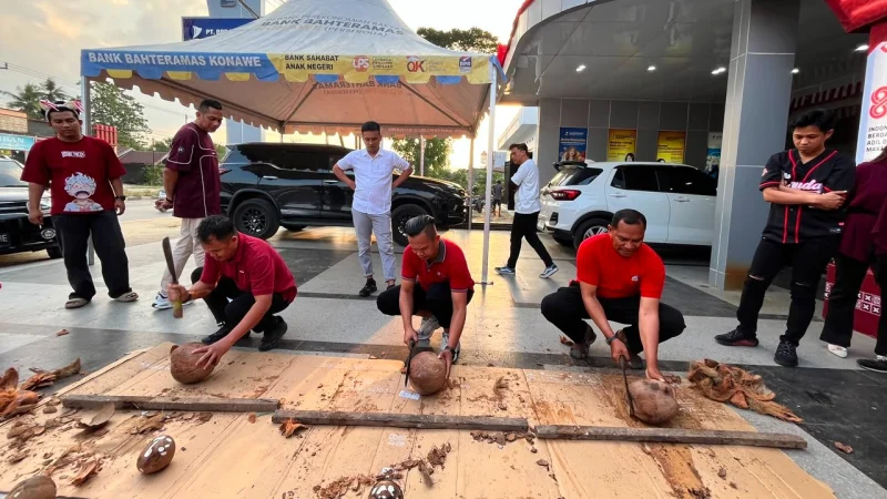 Ketua DPRD Konawe Buka Semarak HUT RI ke-81 di BPR Bahteramas 4 Ketua DPRD Konawe Buka Semarak HUT RI ke-81 di BPR Bahteramas