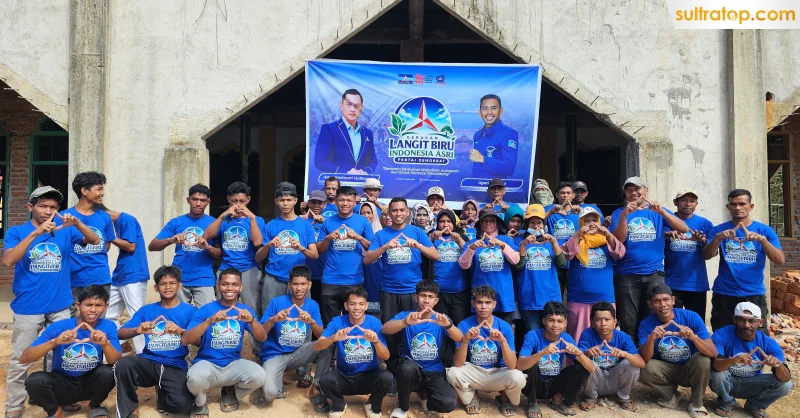 Gerakan Langit Biru Indonesia Asri, Demokrat Muna Barat Bersihkan Masjid Peninggalan Soeharto di Desa Guali