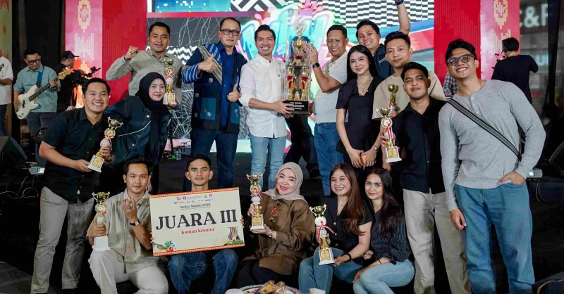 Bank Sultra Raih Juara Umum Finspora 2026, Bawa Pulang Piala Bergilir 3 Bank Sultra Raih Juara Umum Finspora 2026, Bawa Pulang Piala Bergilir