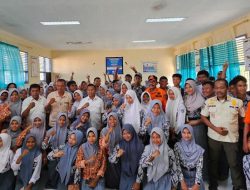 Pemkab Muna Barat Beri Pelatihan Mitigasi Bencana kepada Siswa SMAN 1 Barangka