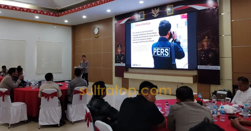 Kapolda Sultra Ajak Insan Pers Bersinergi, Kritik Membangun untuk Perbaikan Polri 1 Kapolda Sultra Ajak Insan Pers Bersinergi, Kritik Membangun untuk Perbaikan Polri