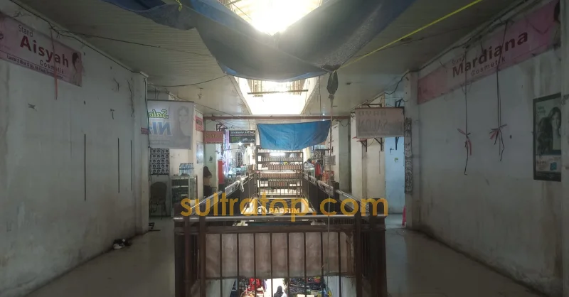 Kenaikan Retribusi Jadi Rp487 Ribu per Bulan Mencekik Pedagang Pasar Sentral Kendari di Tengah Sepinya Pembeli 3 Kenaikan Retribusi Jadi Rp487 Ribu per Bulan Mencekik Pedagang Pasar Sentral Kendari di Tengah Sepinya Pembeli