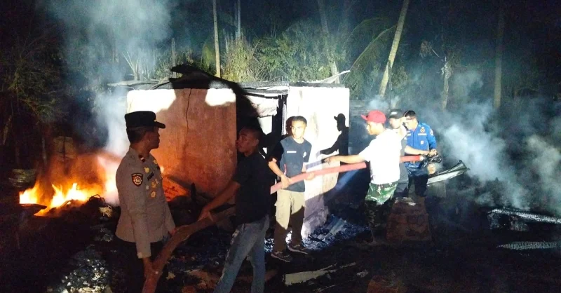 Dua Rumah di Desa Wakontu Muna Barat Ludes Terbakar, Kerugian Ditaksir Rp350 Juta