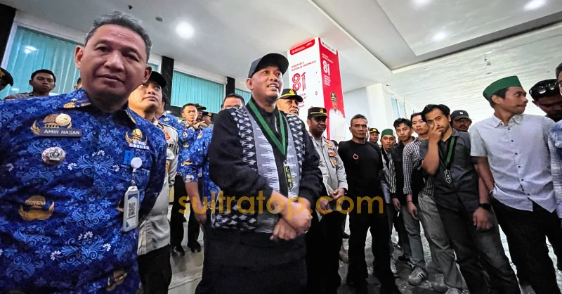 Antrean BBM Mengular di Kendari, HMI Pertanyakan Kebijakan Pemkot dan Pertamina 3 Antrean BBM Mengular di Kendari, HMI Pertanyakan Kebijakan Pemkot dan Pertamina