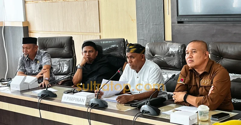 Di Hadapan DPRD Kendari, SPPG Akui Tak Terapkan SOP hingga Timbulkan Keracunan Massal MBG 3 Di Hadapan DPRD Kendari, SPPG Akui Tak Terapkan SOP hingga Timbulkan Keracunan Massal MBG