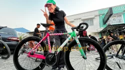 Ratusan Pesepeda Warnai Malam di Kendari, Critical Mass Serukan Ruang Setara