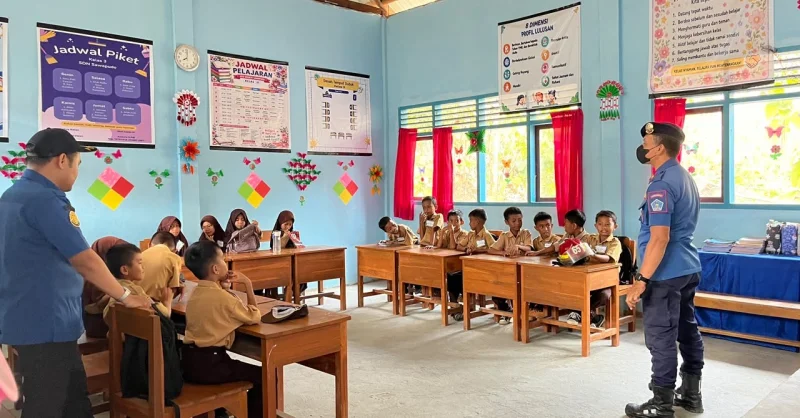 Kawan Inspirasi Kendari Kenalkan Beragam Profesi kepada Pelajar di Konawe 1 Kawan Inspirasi Kendari Kenalkan Beragam Profesi kepada Pelajar di Konawe
