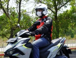 Simak Tips Berkendara Tetap Nyaman Saat Hujan Abu dan Asap