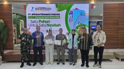 Gerakan 1 Nasabah 1 Pohon, BPR Konawe Tebar 1.000 Bibit Durian