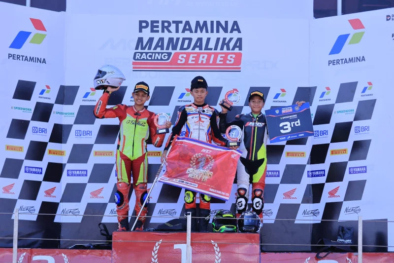 Astra Motor Racing Team Raih 9 Podium di Mandalika Racing Series Ronde 4 1 Astra Motor Racing Team Raih 9 Podium di Mandalika Racing Series Ronde 4