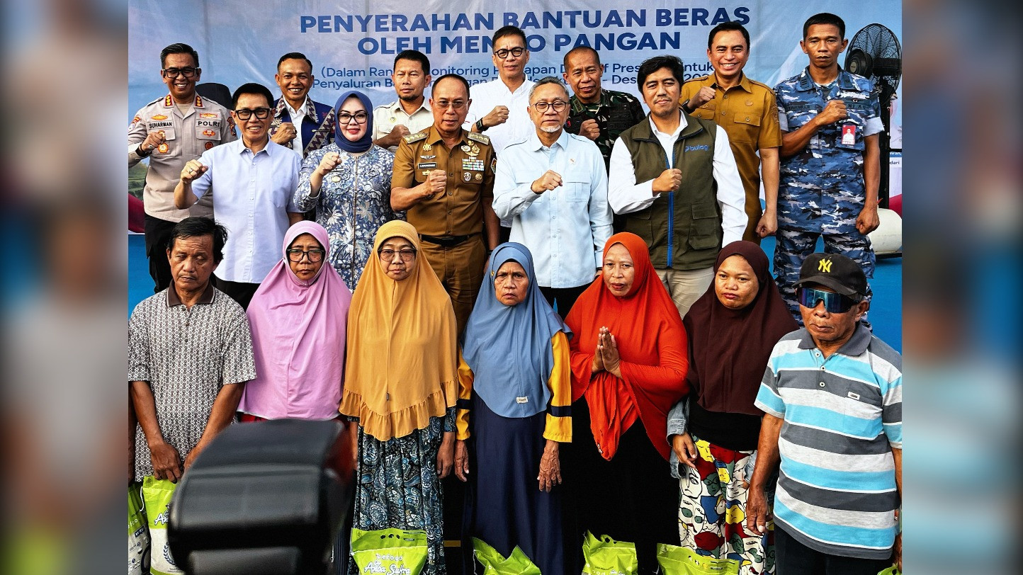 Menko Pangan Pantau Bantuan Beras di Sultra, Pemprov Siapkan Cadangan 1 Juta Kg 4 Menko Pangan Pantau Bantuan Beras di Sultra, Pemprov Siapkan Cadangan 1 Juta Kg