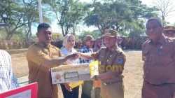 Pemkab Muna Barat Salurkan Bantuan Perikanan untuk Tingkatkan Kesejahteraan Masyarakat 15 Pemkab Muna Barat Salurkan Bantuan Perikanan untuk Tingkatkan Kesejahteraan Masyarakat