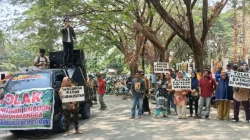 Warga Desak Batalion Sugimanuru Keluar dari Warangga, Pemda Muna Tegaskan Tak Bisa Mengamini 3 Warga Desak Batalion Sugimanuru Keluar dari Warangga, Pemda Muna Tegaskan Tak Bisa Mengamini