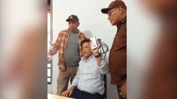 Konten Media Sosial Picu Aksi Massa, Kadispar Sultra Ridwan Badallah Mengaku Keliru dan Minta Maaf 15 Konten Media Sosial Picu Aksi Massa, Kadispar Sultra Ridwan Badallah Mengaku Keliru dan Minta Maaf