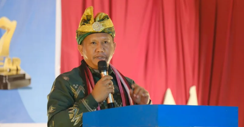 Hadiri HUT ke-7 KKWB di Morowali, La Ode Darwin Ajak Warga Muna Perantauan Perkuat Persaudaraan dan Lestarikan Budaya Wuna 3 Hadiri HUT ke-7 KKWB di Morowali, La Ode Darwin Ajak Warga Muna Perantauan Perkuat Persaudaraan dan Lestarikan Budaya Wuna