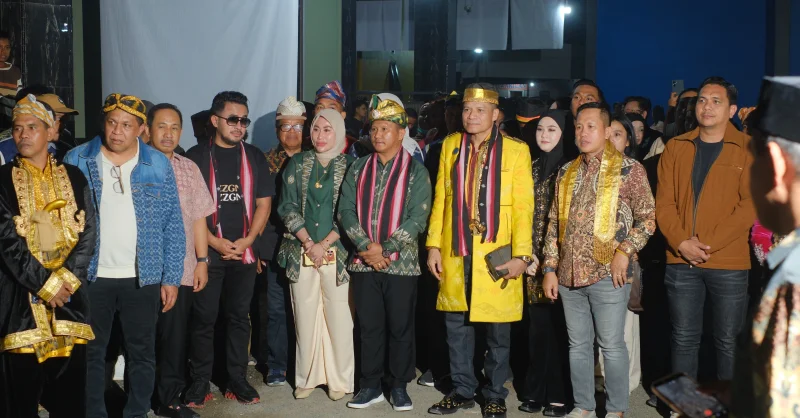 Hadiri HUT ke-7 KKWB di Morowali, La Ode Darwin Ajak Warga Muna Perantauan Perkuat Persaudaraan dan Lestarikan Budaya Wuna 1 Hadiri HUT ke-7 KKWB di Morowali, La Ode Darwin Ajak Warga Muna Perantauan Perkuat Persaudaraan dan Lestarikan Budaya Wuna