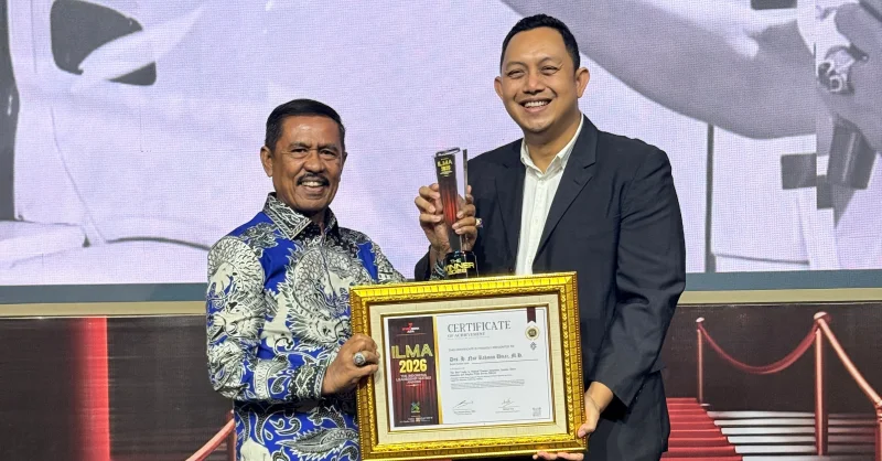 Bupati Kolaka Utara Raih Penghargaan ILMA 2026, Komitmen Tingkatkan Pelayanan Publik 1 Bupati Kolaka Utara Raih Penghargaan ILMA 2026, Komitmen Tingkatkan Pelayanan Publik