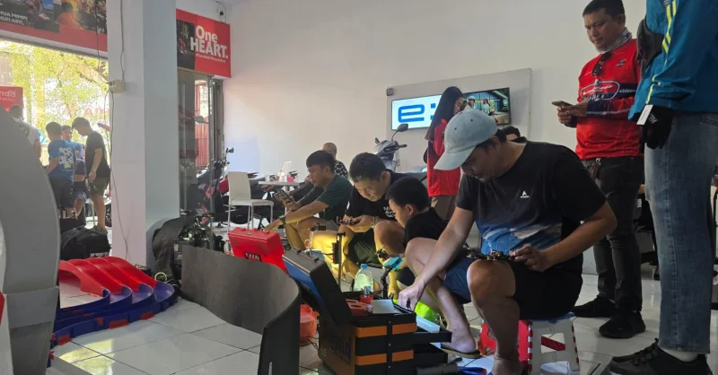 Dekatkan Honda dengan Anak Muda, MPM Makassar Gelar Kompetisi Balap Tamiya 1 Dekatkan Honda dengan Anak Muda, MPM Makassar Gelar Kompetisi Balap Tamiya